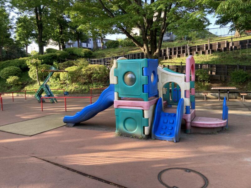 ペコちゃん公園　遊具