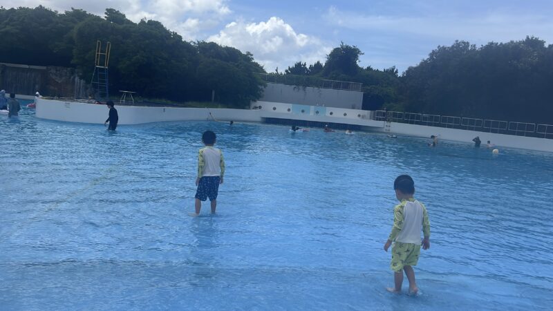 稲毛海浜公園プール　波のプール
